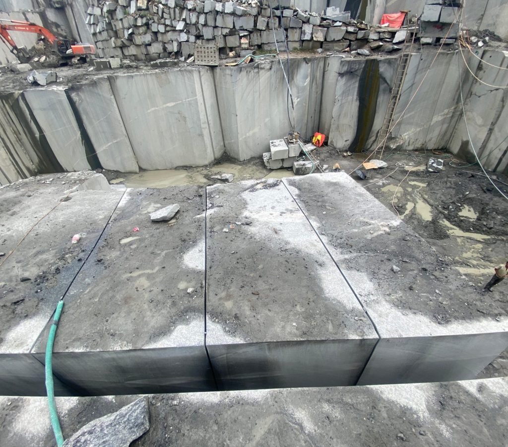 WhatsApp Image 2025-07-28 at 15.28.15 (1)